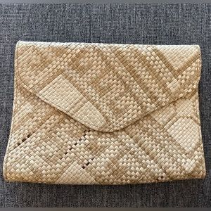 Banago Envelope Clutch